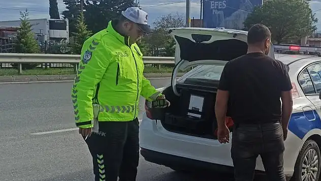 Sürücü polisten kaçamadı