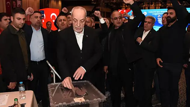 Ergün Atalay yeniden başkan oldu