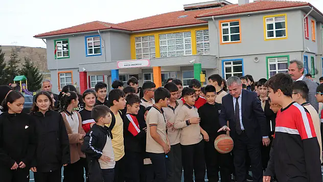 Başkan Özdemir Öğrencilerle