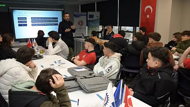 'Dijital Beceriler Eğitimi'