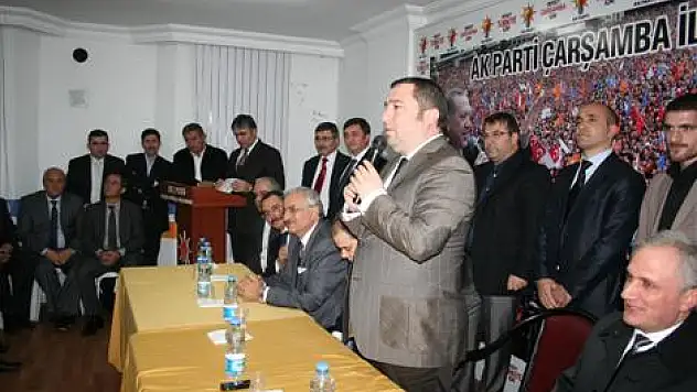 Yeni, 'İlçe Başkanlarımız Başbakanımızın temsilcileridir'