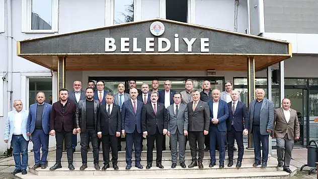 VALİ TAVLI TERME'DE