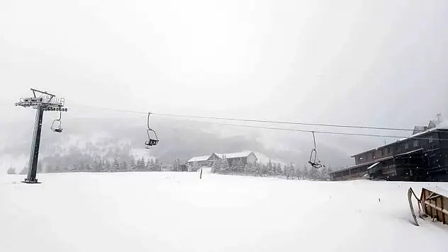 Ladik'te ilk kar yağdı