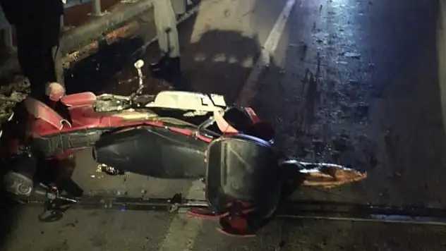 Motosiklet kazasında 2 kişi yaralandı