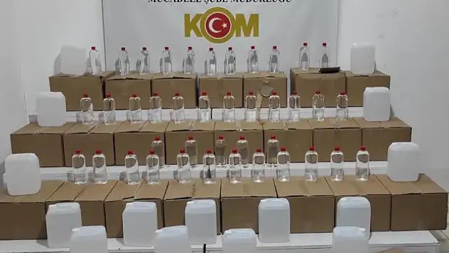 895 litre etil alkol yakalandı