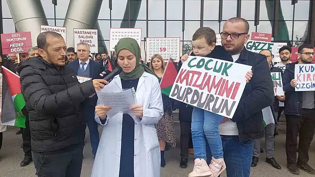 Sağlık çalışanlarından Eylem