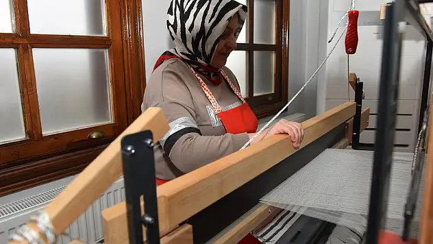 'güçlü kadın güçlü toplum'