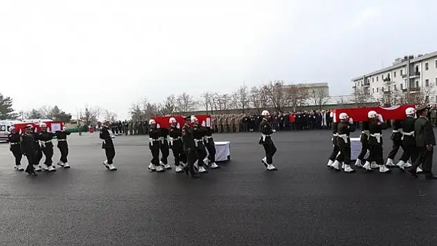 6 asker için tören yapıldı