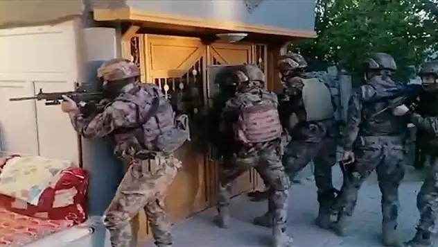 32 ilde düzenlenen operasyonlarda 208 şüpheli yakalandı