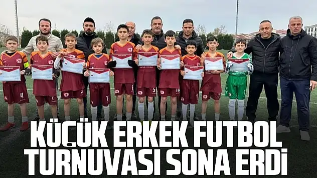 KÜÇÜK ERKEK FUTBOL TURNUVASI SONA ERDİ