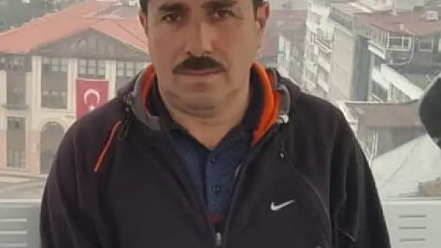 Kestiği ağacın altında kaldı