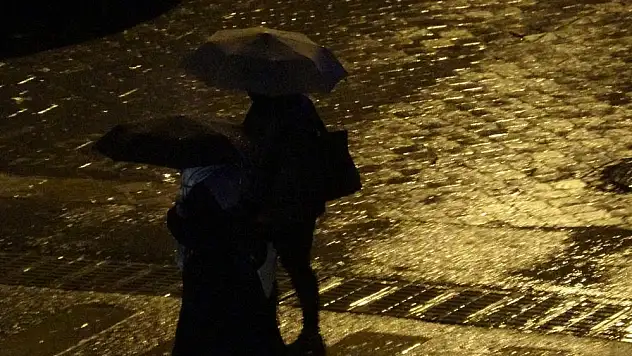 Meteorolojinin uyardığı yağış etkili oldu