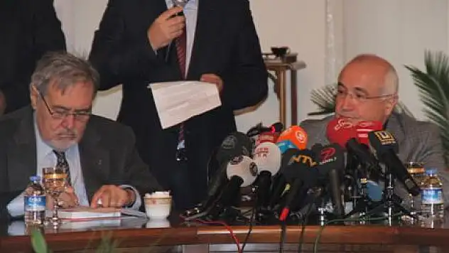 Çiçek, kitap tanıtımına katıldı