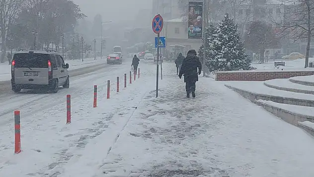 Vatandaşlar yürümekte güçlük çekti