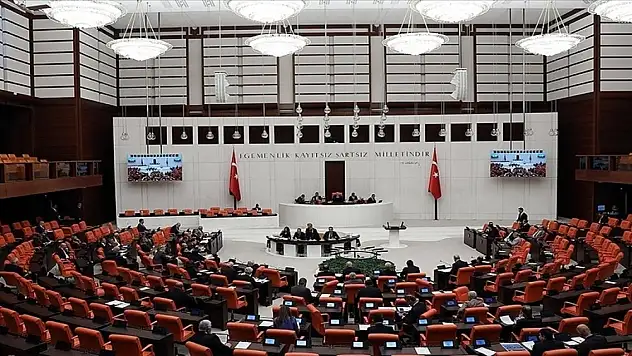 Türk askerinin Aden'de görev süresi uzatılıyor