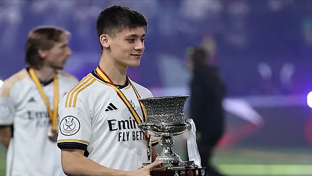 Arda Güler, '69 dakikada' İspanyol gazetecileri büyüledi