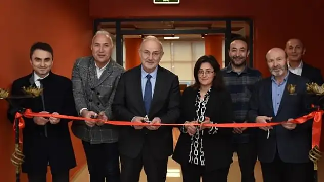 Fitness salonları hizmete açıldı