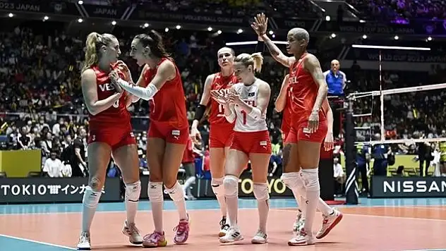 Lig Japonya maçıyla başlayacak