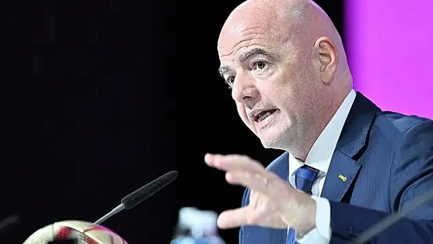 FIFA Başkanı Infantino'dan ırkçılığa karşı 'hükmen mağlubiyet' çağrısı