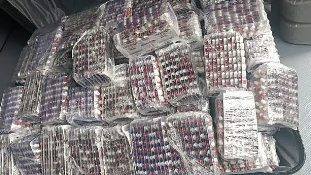 Sentetik ecza ile yakalanan 3 kişi serbest bırakıldı