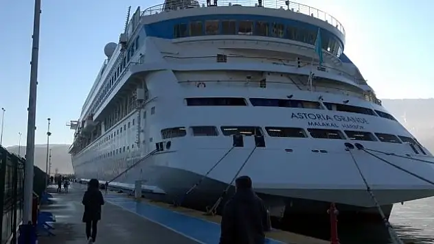 Astoria Grande gemisi seferi sonlandı