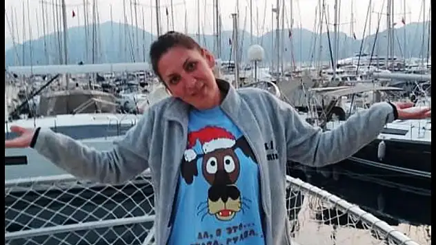 Genç kadın odasında ölü bulundu