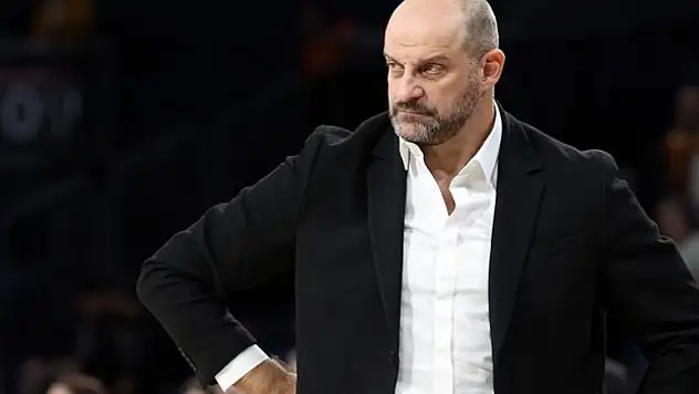 Galatasaray başantrenör Mitrovic ile yollar ayrıldı