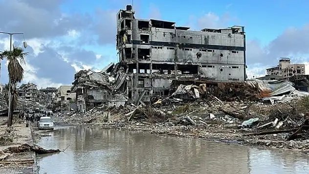 12 Filistinli Gözaltında