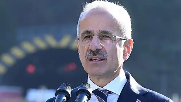 Otoyollarda gişesiz, bariyersiz ulaşıma geçiliyor