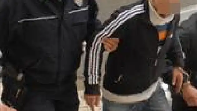 Tabanca Ele Geçirilen Geç Gözaltında