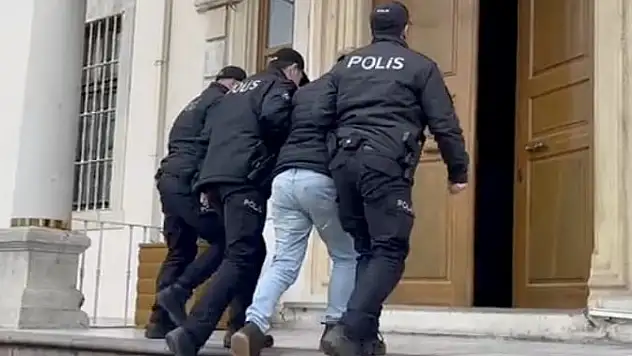 MAGANDA KURŞUNU ÜNİVERSİTELİ GENCE İSABET ETTİ