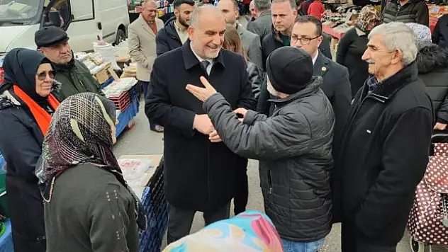 Başkan Sandıkçı Semt Pazarı'nda