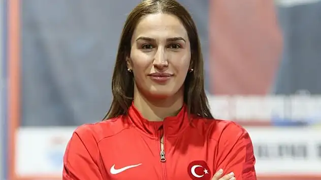 Çavuşoğlu, gençlere örnek oluyor