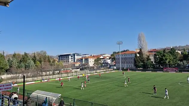 Alaçamspor, Suluova Sebatspor'a Yenildi