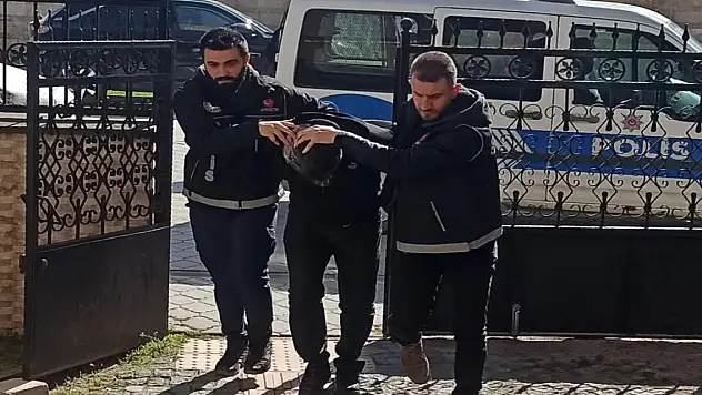 Uyuşturucuyla yakalandı, tutuklandı