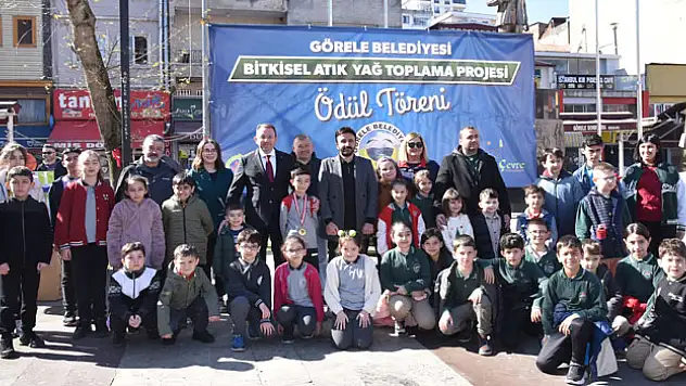 Atık bitkisel yağ toplayan öğrencilere ödül