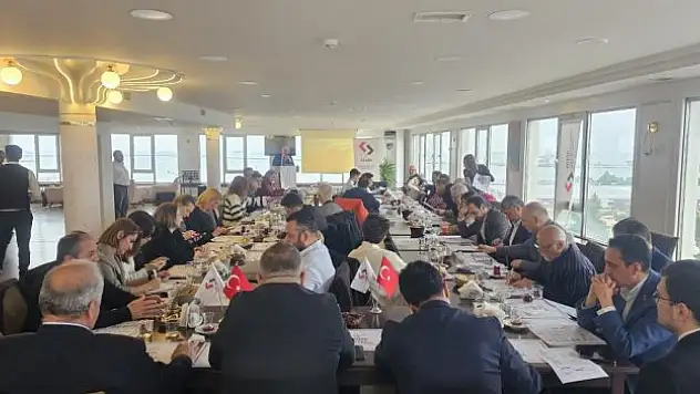 KÜSAD üyeleriyle Samsun'da buluştu