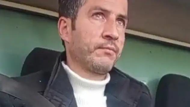 Teslim olduğu anları canlı yayında paylaştı