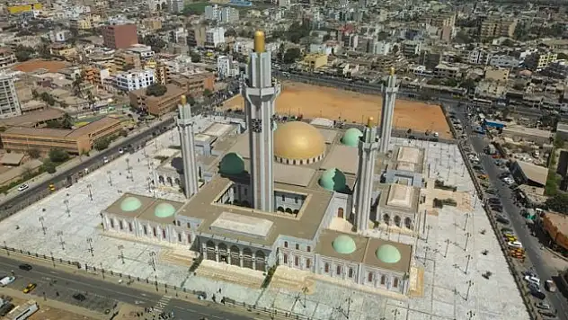 Işıklandırma sisteminin bakımı yapıldı