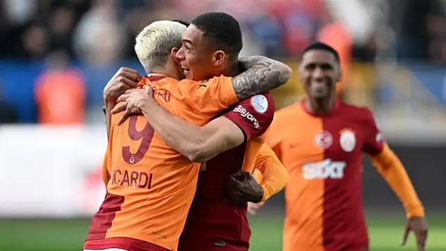 Galatasaray, liderliğini sürdürdü