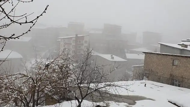 23 yerleşim yeri yolu kapandı