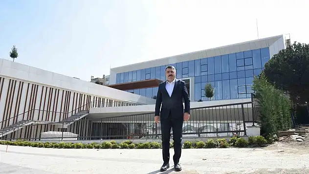 Doktor Sadık Ahmet Gençlik ve Spor Merkezi'nde sona doğru