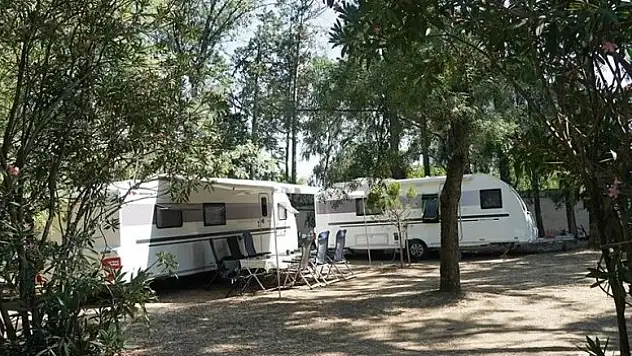 Bayram tatili ve yaz sezonu öncesi çadır ve karavanlara talep arttı