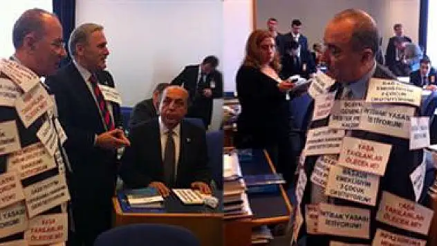 CHP'li vekilden 'dövizli' eylem