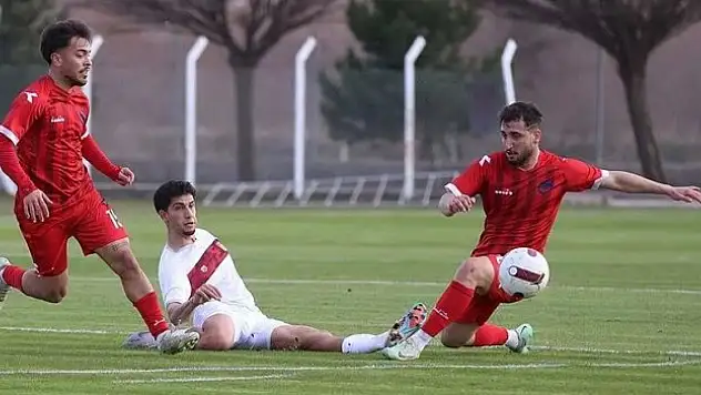 Sivasspor hazırlık maçını 3 golle kazandı