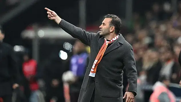 Okan Buruk, rekorunu kırmak istiyor.