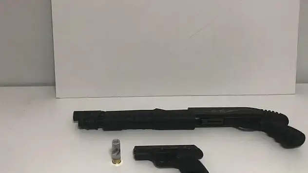 Emniyetten Geçit Yok