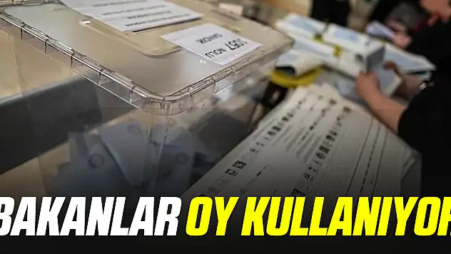 Bakanlar oy kullanıyor