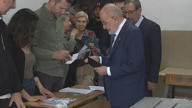 Karamollaoğlu oyunu kullandı