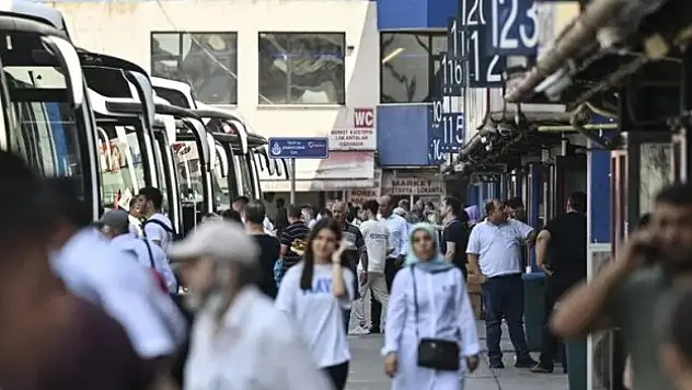 Şehirler arası otobüs firmalarına bayram tatili için ek sefer izni